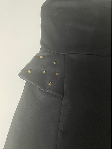 Pull and Bear Pull & Bear Siyah Peplum Elbise 38 Beden - Perçin Detaylı Sırt D
