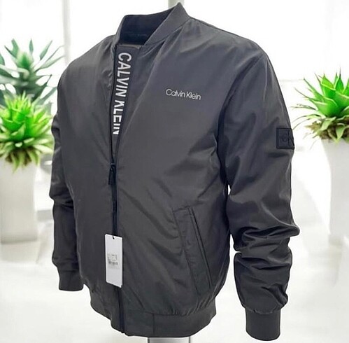 Calvin klein mont