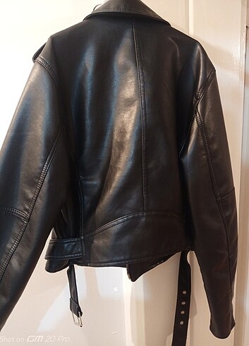 Pull & Bear kadın deri ceket - Görsel 2