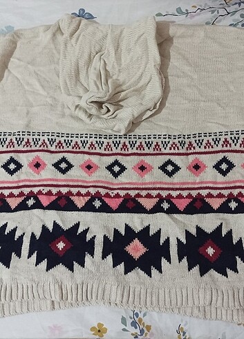 Bej Kapüşonlu Desenli Kız Çocuk Triko Panço LCW - Görsel 6