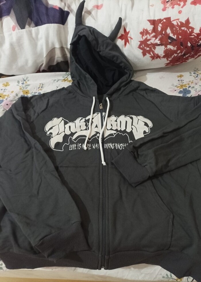 Şeytan Boynuzlu Kapşonlu Hoodie - Hırka - Görsel 3