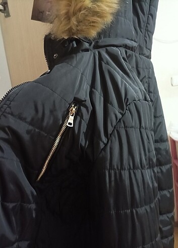 Yağmur Geçirmez Mont - Uzun Boy Şapkalı Cepli Mont - Görsel 7