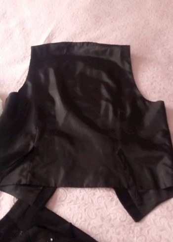 Siyah ve Beyaz Şık Takım - Görsel 7