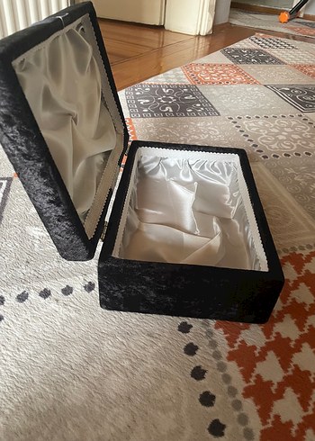 Beden siyah Renk Damat Bohça sandığı