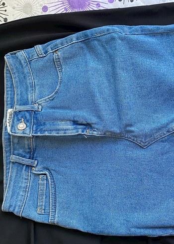 s Beden Düğmeli Mavi Kadın Denim Pantolon