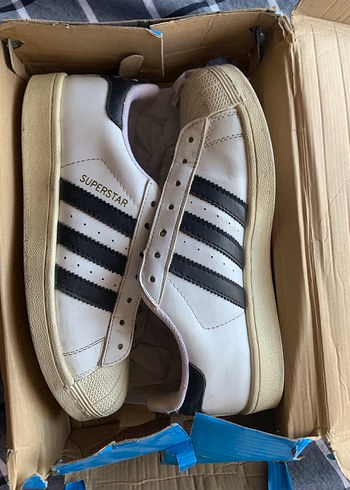 Beyaz Siyah Adidas Superstar Spor Ayakkabı