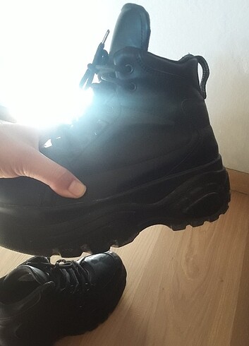 Yüksek ayakkabı  - Görsel 5