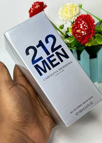 Carolina Herrera 212 Men Erkek Parfümü 100 ml