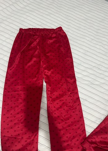 l Beden Kadın Parlak Kırmızı Uzun Kollu Pijama Takımı