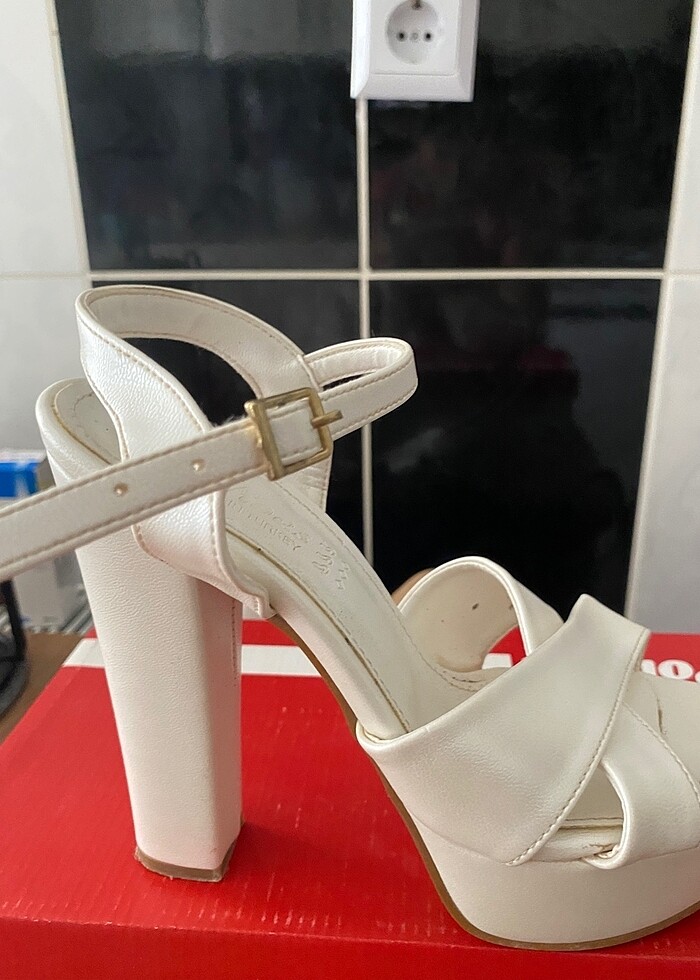 Platform topuklu ayakkabı - Görsel 2