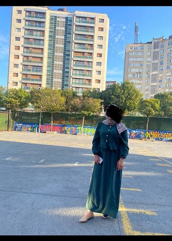 Düğmeli Yeşil Midi Takım