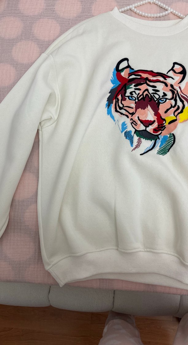 Renkli Baskılı Kadın Sweatshirt - Görsel 3