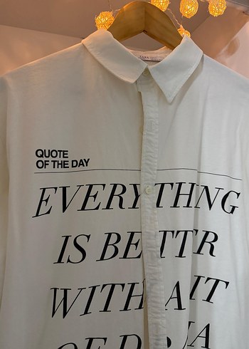 Beyaz Baskılı Pamuklu Kadın Gömlek - Görsel 3