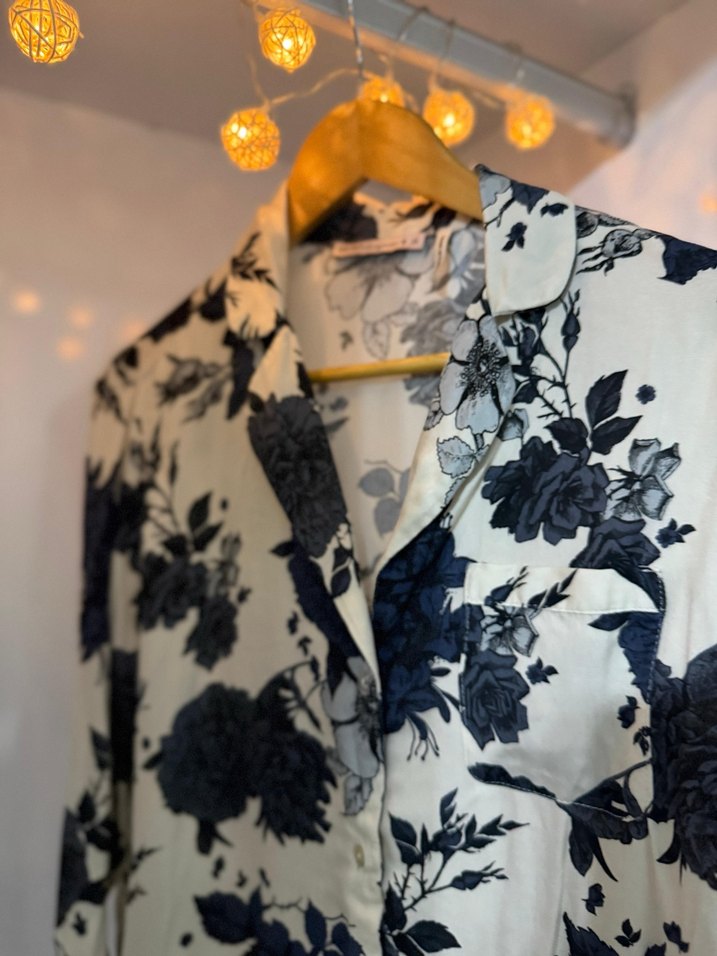 Bohem Uzun Kollu V Yakalı Kadın Gömlek - Görsel 2