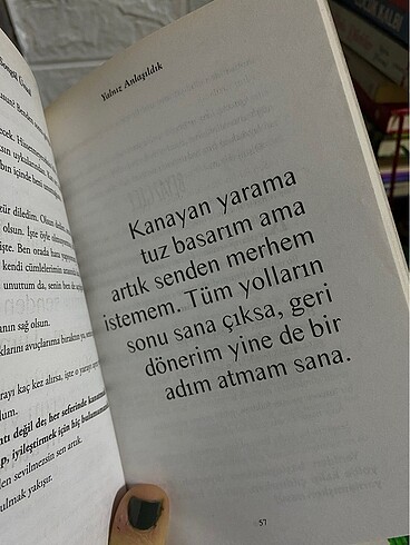  Beden 1.Umudun beşinci mevsimi 2. kaktüsler de çiçek açar 3. Yalnız an