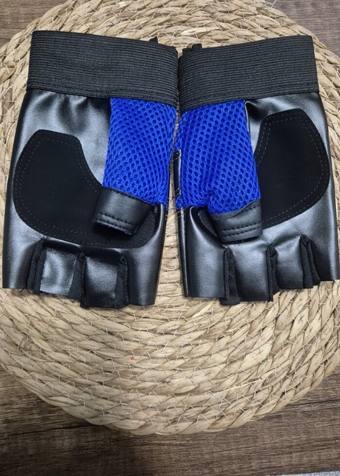 Tarz Yarım parmak Eldiven - Görsel 4