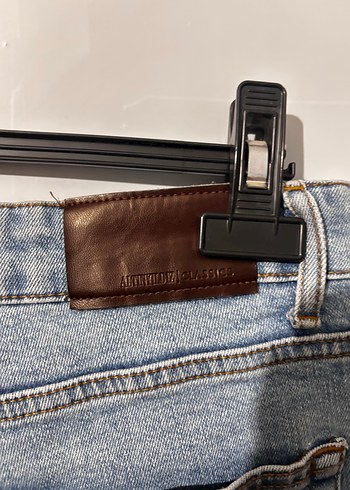 Mavi normal kesim jeans altınyıldız - Görsel 3