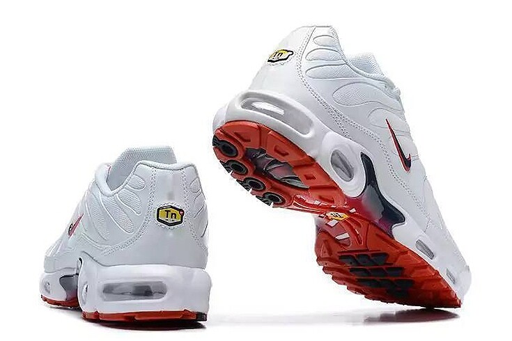 45 Beden beyaz Renk Air Max Plus TN ?White-Midnight Navy-University Red?