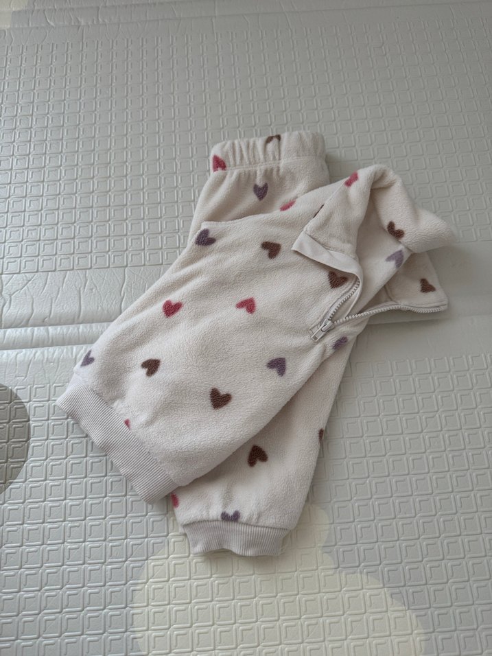 Bebek Kız Uzun Kollu Kalp Desenli Örme Takım - Görsel 2