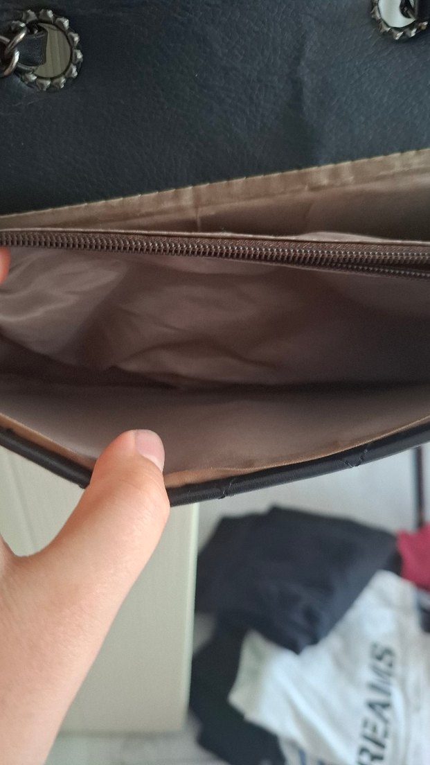 Chanel Siyah Kapitone Omuz Çantası — görsel 4/9