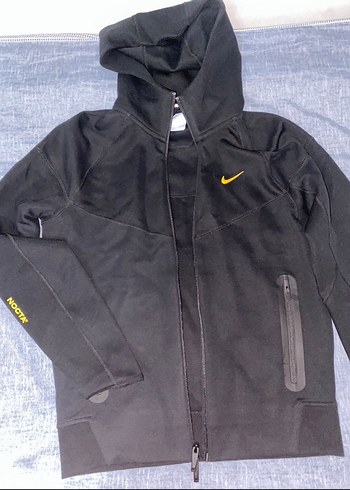 OG Nike nocta track