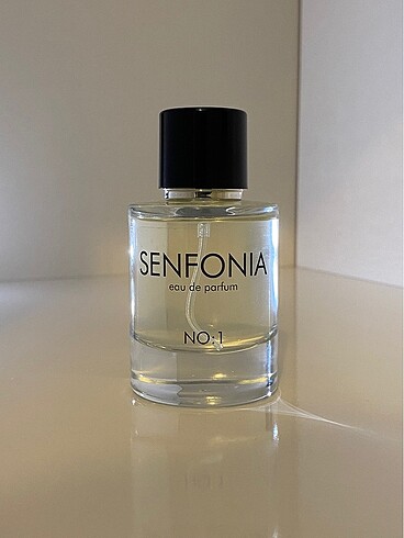 Beden Renk Narciso Rodriguez for Her- Senfonia Parfüm