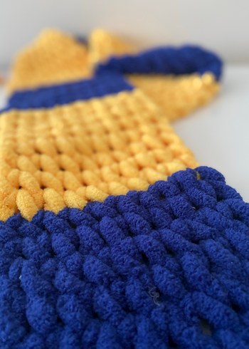 Fenerbahçeli orta boy kalpli yastık/yetişkin atkı takımı - Görsel 4