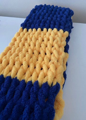 Fenerbahçeli orta boy kalpli yastık/yetişkin atkı takımı - Görsel 3