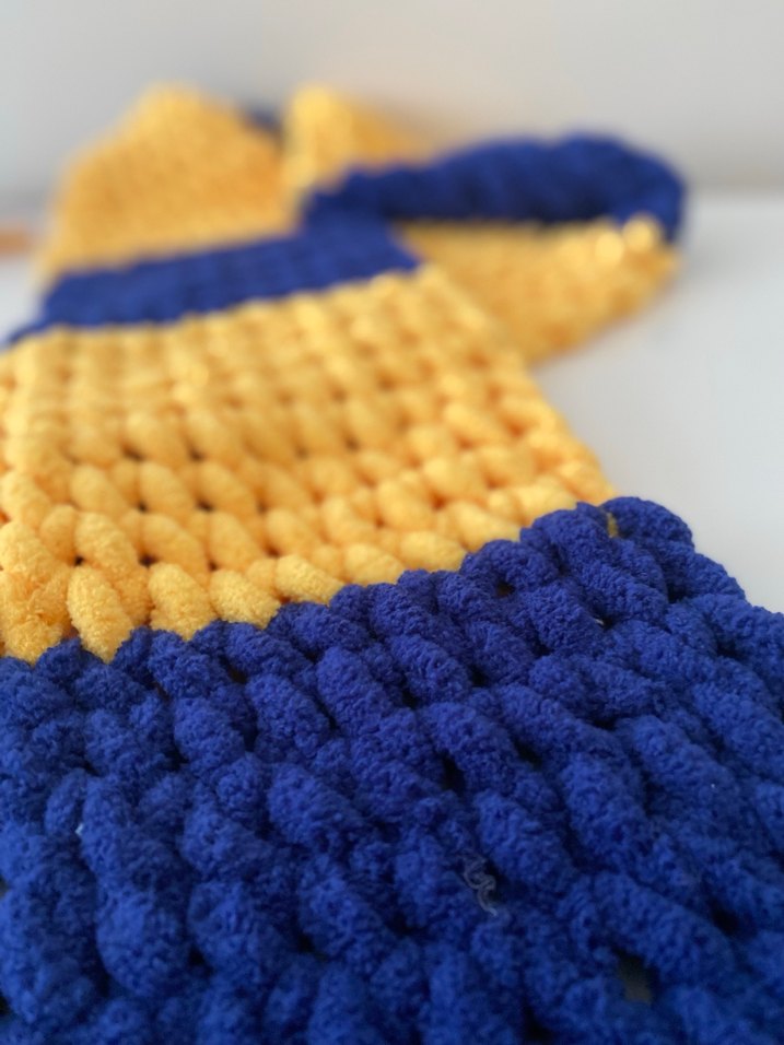 Fenerbahçeli orta boy kalpli yastık/yetişkin atkı takımı - Görsel 4