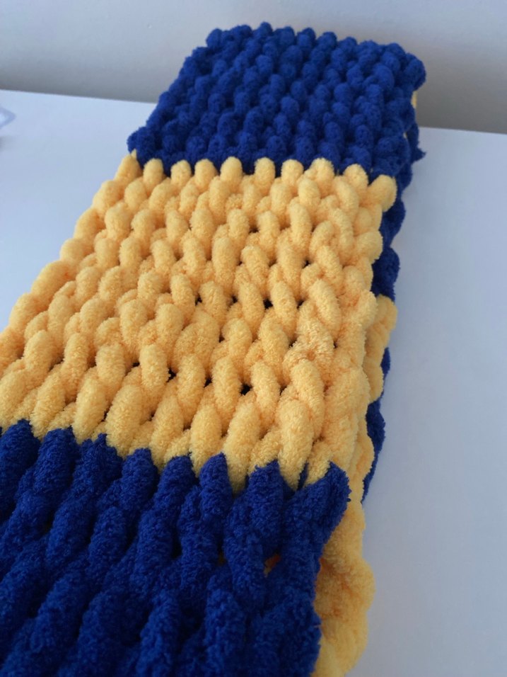 Fenerbahçeli orta boy kalpli yastık/yetişkin atkı takımı - Görsel 3