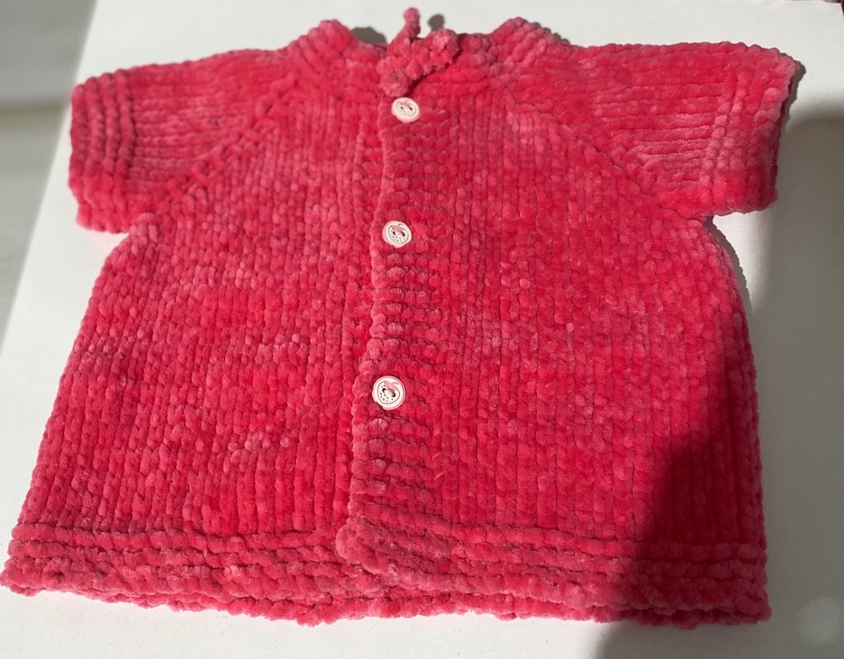 Örgü Kız Bebek çilek düğmeli yelek (6ay 1 yaş) - Görsel 4
