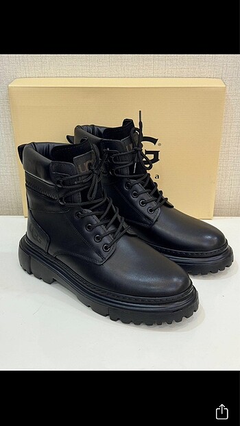 Ugg Deri Bot