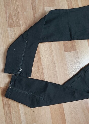 m Beden siyah Renk Zara pantolon