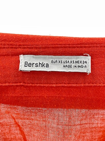 xs Beden turuncu Renk Bershka Gömlek %70 İndirimli.