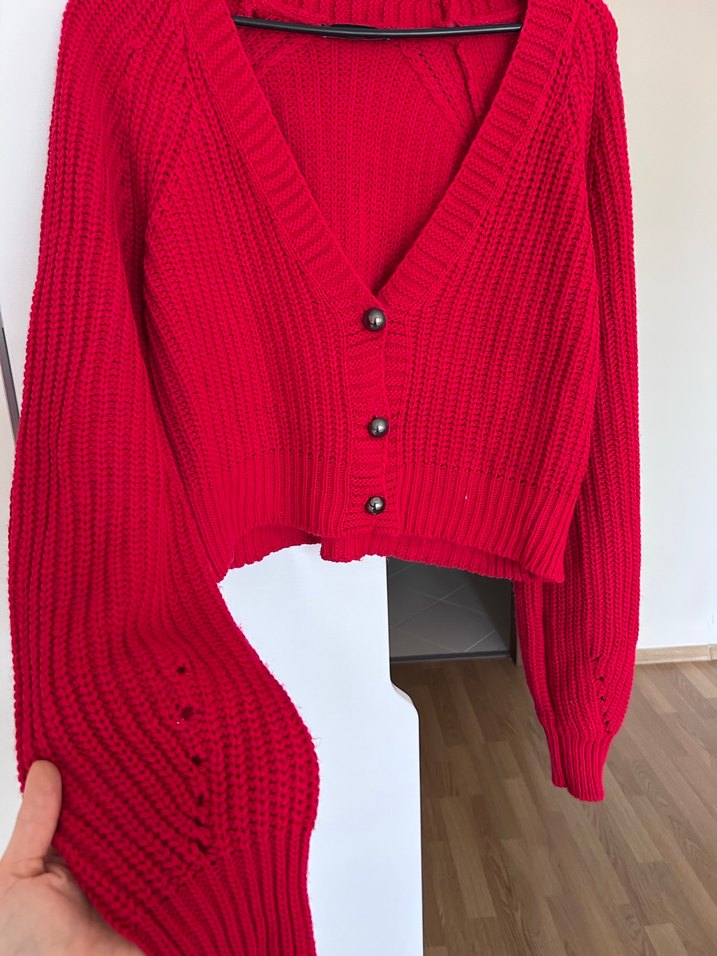 Kırmızı V Yaka Örgü Kadın Hırka - Görsel 2
