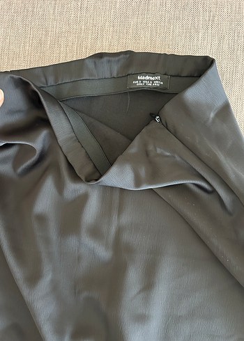 Siyah Uzun Saten Etek - Görsel 2