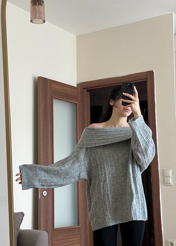 Gri Madonna Yaka Kadın Kazak - Görsel 2