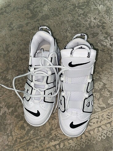 Nike air more uptempo white