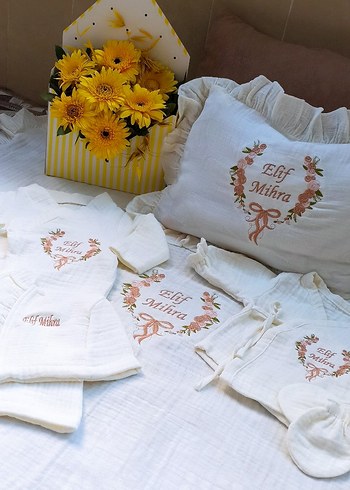 BabyJem İsme Özel Nakışlı Beyaz Müslin Kumaş Hastane Çıkışı
