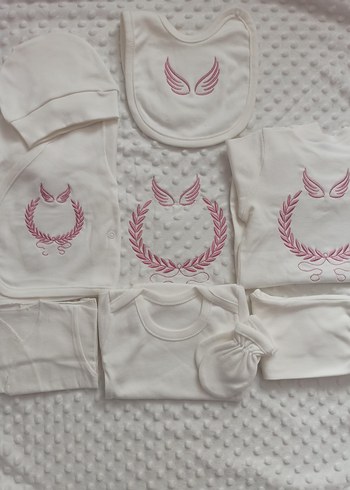 HelloBaby Nakışlı Beyaz Pamuklu Bebek Hastane Çıkışı