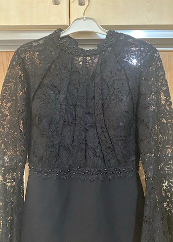 Dantel Detaylı Siyah Midi Elbise - Görsel 2