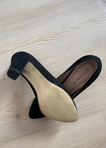 39 Beden Siyah Süet Dolgu Topuklu Kadın Stiletto