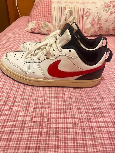 36,5 Beden Orijinal Nike ayakkabı