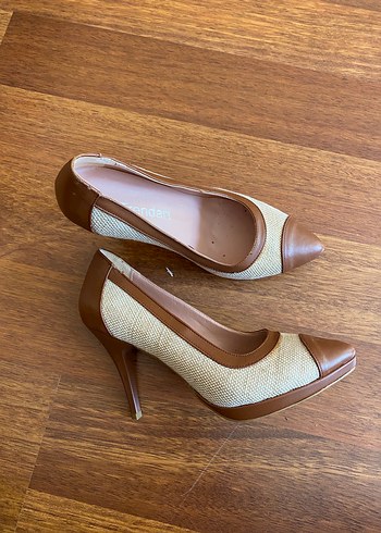 37 Beden Bej Kadın Topuklu Stiletto