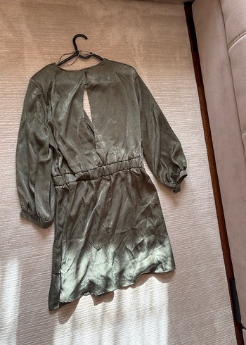 Haki V Yaka Salaş Midi Kadın Tulum - Görsel 4