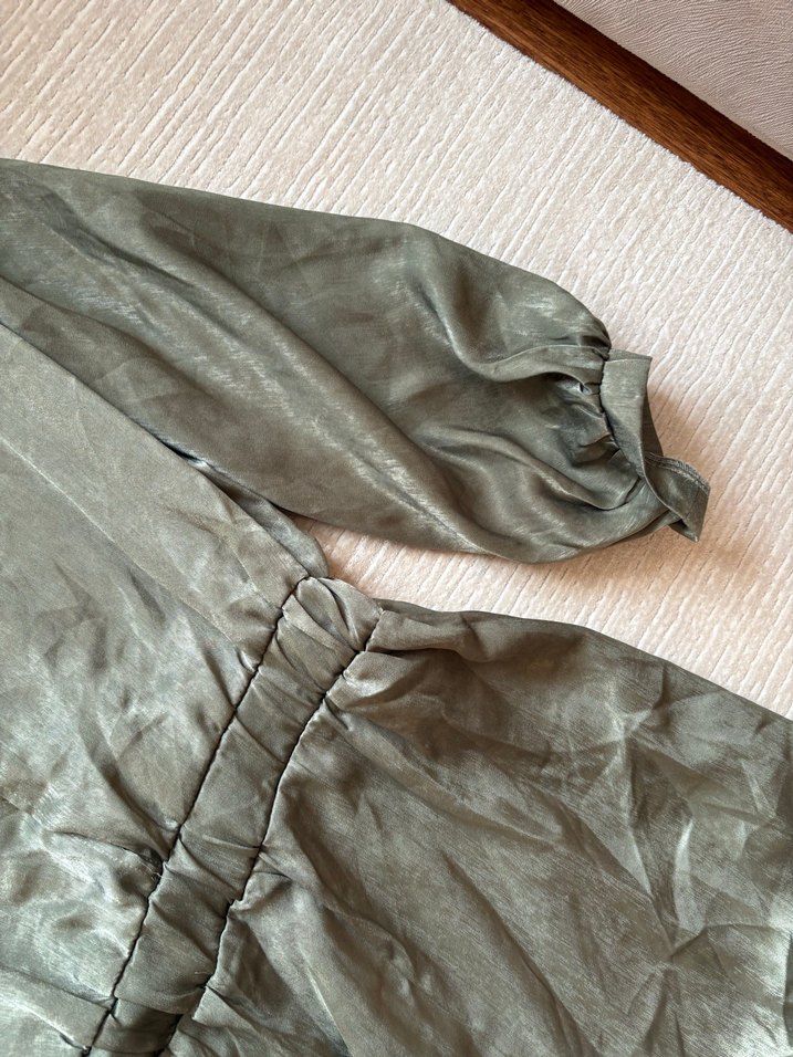 Haki V Yaka Salaş Midi Kadın Tulum - Görsel 5