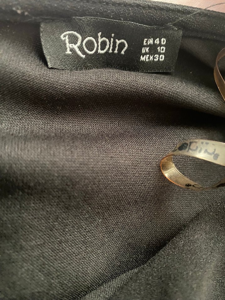 Siyah Uzun Kollu Fırfırlı V Yakalı Tulum - Görsel 3