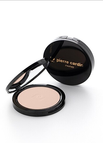 Pierre Cardin Pudra