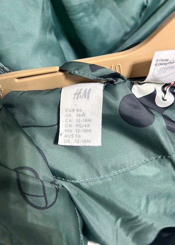 H&MErkek Çocuk Yeşil Mickey Baskılı Mont - Görsel 3