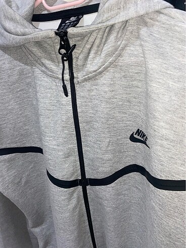 l Beden gri eski sezon nike tech